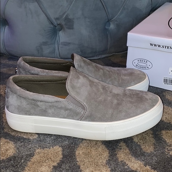 steve madden gray suede slip ons